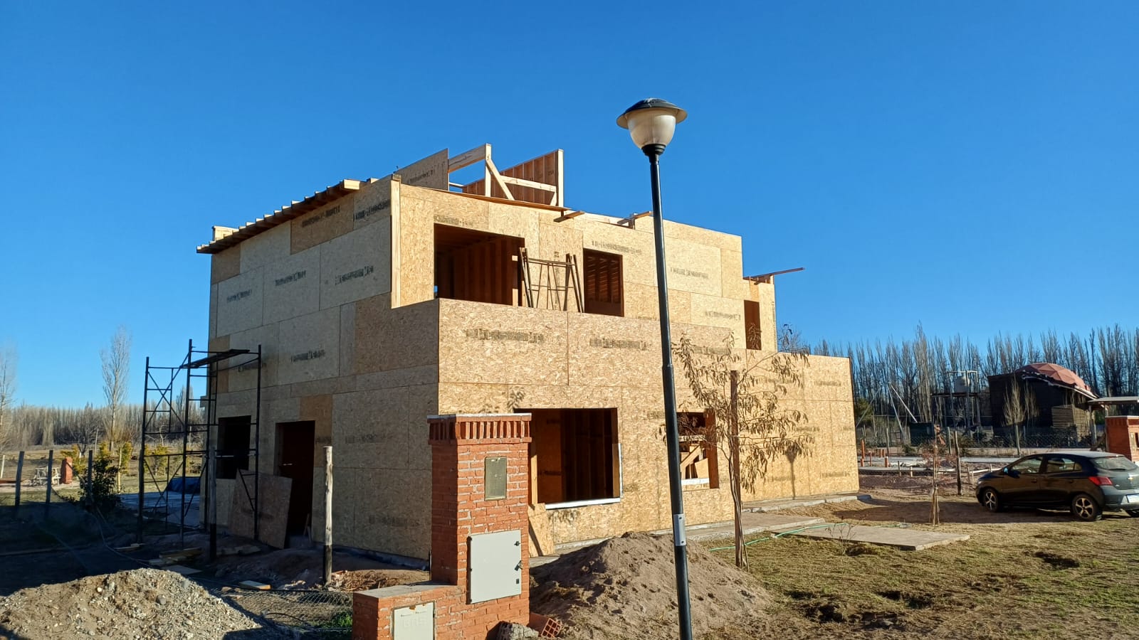 Casa Wood Frame terminada en Plottier, vista exterior